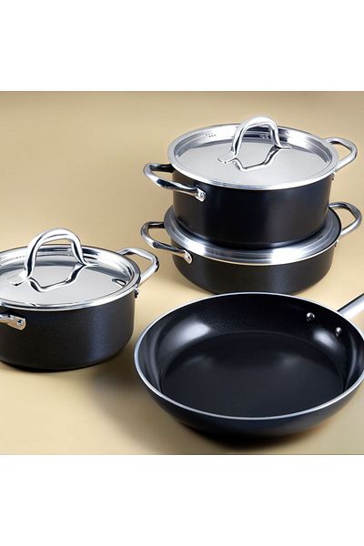 Jumbo Swiss Crystal Black 7 Piece Cookware Set