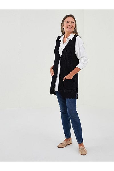 LC Waikiki Grace V-neck Self Patterned Sleeveless Front Buttoned Women's Knitwear Vest