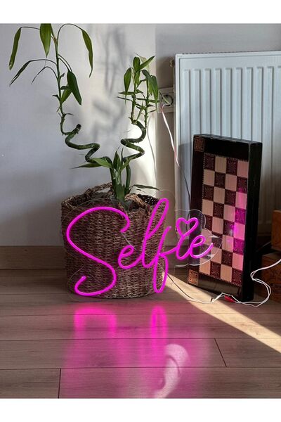 Neon Selfie Neon Led Duvar Dekorasyon Aydınlatması