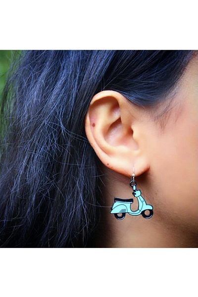 KÜP AKSESUAR Vespa Earrings