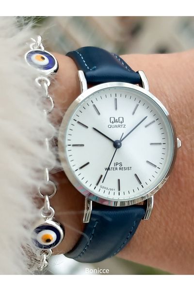 Q&Q Retro Brand Navy Blue Leather Cord and Silver Case - Polite Women's Wristwatch and Bracelet Set