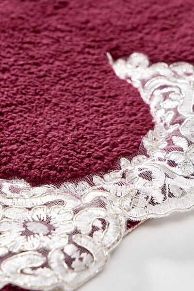 Dekoreko Cotton Lacy 2-Piece Toilet Set Bathroom Mat Set Oval Claret Red