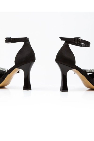 LARİNA SHOES STYLISH WOMEN'S BIB SHOE WITH SATIN STONE DETAILS