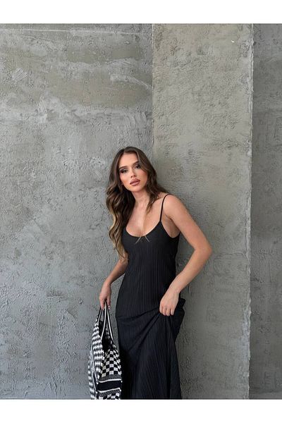 İLKCET MODA Φόρεμα μίντι πλισέ με επένδυση