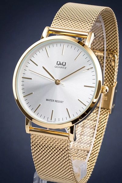 Q&Q Men's Wristwatch - Thin Case, Classic Straw Cord