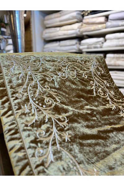 Antepiş Home Gold Glitter Embroidered Shaper