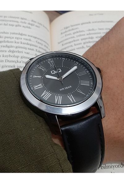 Q&Q Men's Wristwatch with Black Leather Band