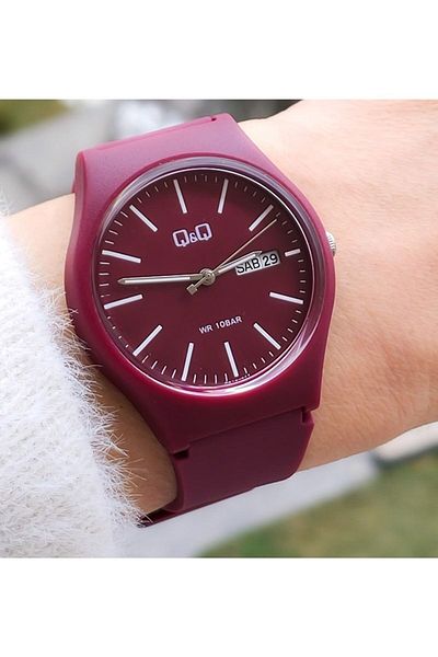 Q&Q Claret Red Waterproof Silicone Strap Unisex Wristwatch with Double Calendar
