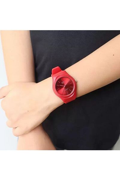 Q&Q Women's Wristwatch with Waterproof Silicone Band
