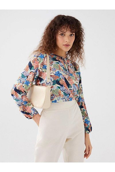 LC Waikiki LCWAIKIKI Γυναικεία μακρυμάνικη μπλούζα με κλασικό γιακά