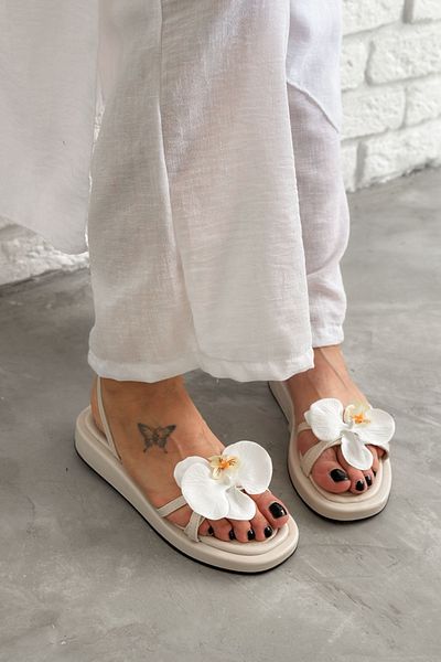Shoebutik Sandale de damă Orkidea Beige - Detaliat flori