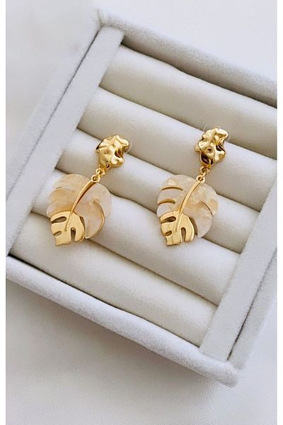 VNS Accessories Leaf Design Marbled Bone Earrings (4.5 cm)