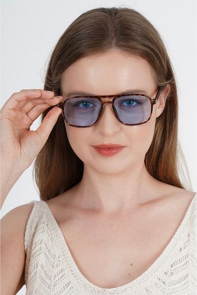 LOOKUP Unisex Vintage Sunglasses - UV400 Protected with Case and Cloth Gift