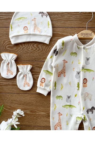 PATSAN 3 Piece Newborn Set with Gloves and Hat and Booties Baby Rompers Set Giraffe Lion Chameleon