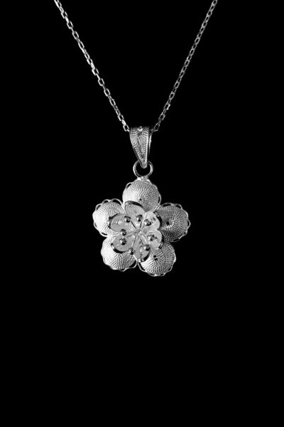 Agai Silver Beş Yapraklı Çiçek Model Telkari El İşçiliği Gümüş Kolye