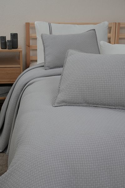MEYN COLLECTİON Deluxe Double Pique Bed Set - Pillow Gift