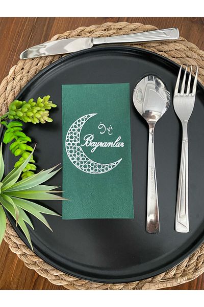 kidspartim Green Silver Gilt 16 Napkins - Good Holiday