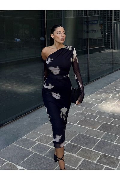 buqre's moda New Season One Shoulder Patterned Tulle Dress