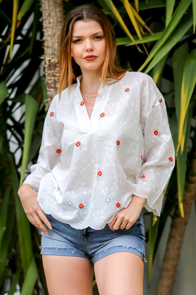 Chiccy Hakim Collar White Long Sleeve and Embroidered Scalloped Woven Blouse