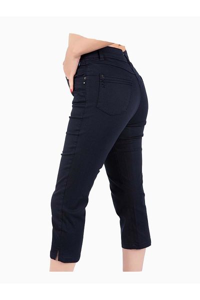 HNS Bonita Black Capri - 44