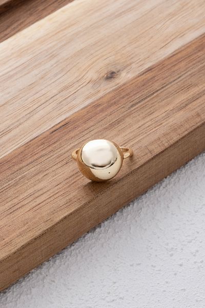 ByFlorya Jewelry Round Curved Ring - Large Plate, Free Size Adjustable