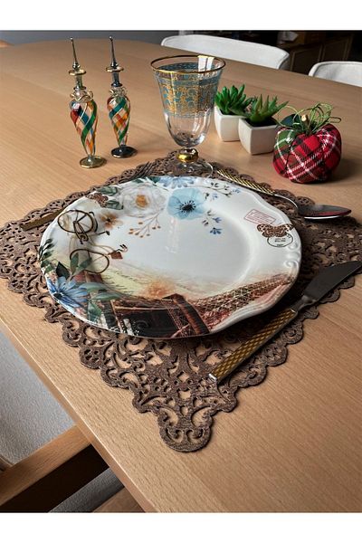 Ergüven Home Млечнокафяви велурени чинии за американско сервиране, 35x35 см, квадратни, комплект от 6 броя - стилни и издръжливи