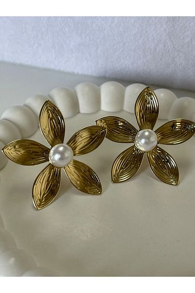 Sens Gold Flower Earrings with Pearls