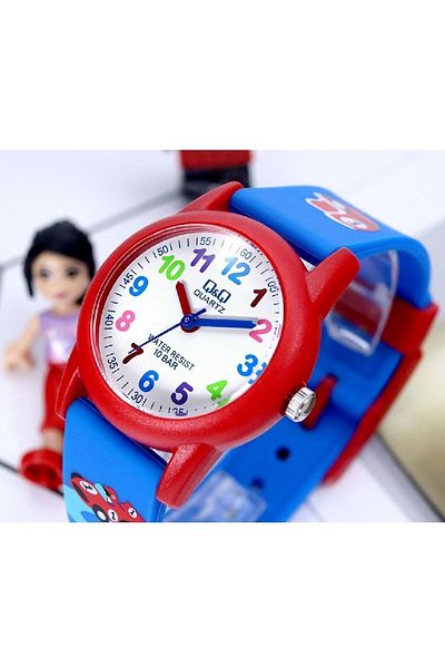 Q&Q Waterproof Boy's Wristwatch with Red Car Figure