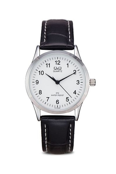 Q&Q Women's Wristwatch with Numbers on Leather Strap