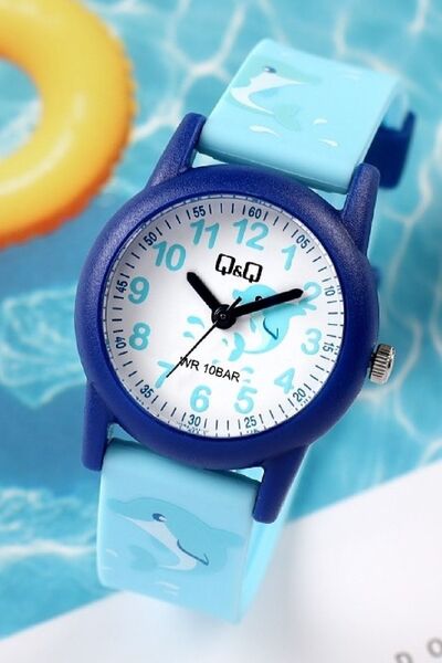 Q&Q ساعة يد للأطفال مقاومة للماء ومزخرفة بأرقام دولفين زرقاء