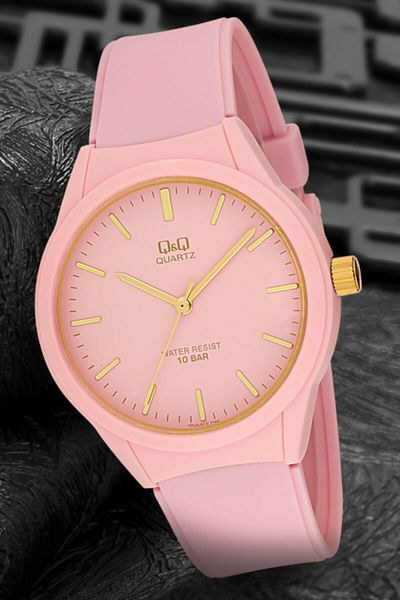 Q&Q Women's Wristwatch with Waterproof Silicone Band