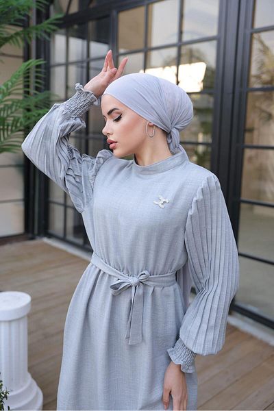 Nergis Neva Butik Φόρεμα με πλισέ μανίκια