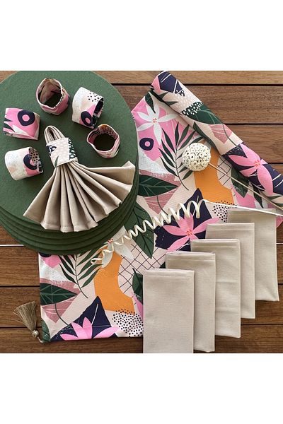 desen izmir New Season American Service - Hidden Garden Pattern, 6 Plates, 6 Napkins and Rings and Runner Blanket
