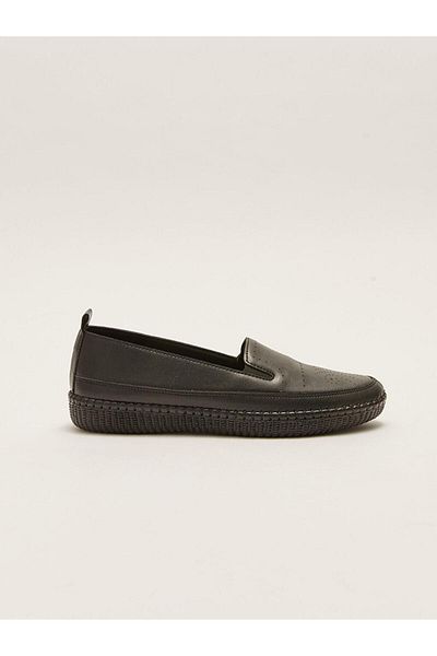 LC Waikiki Pantofi clasici pentru femei LCW STEPS Leather Look