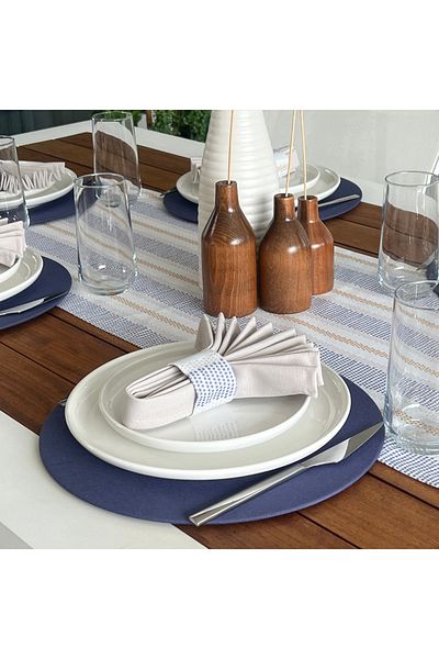 desen izmir New Season American Service - Elegant Pattern, 6 Plates, 6 Napkins and Rings and Runner Blanket