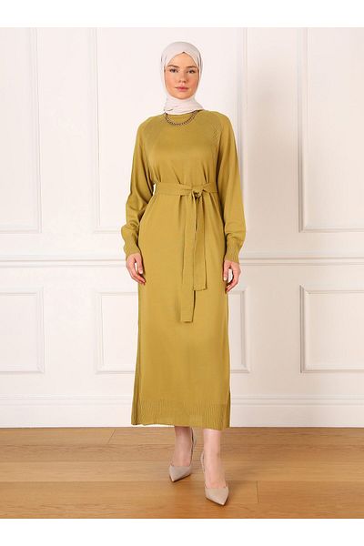Refka Hijab-Kleid aus Strick mit Raglanärmeln und Gürteldetail – Ölgrün – Refka