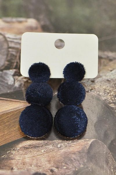 AKIN AKSESUAR HEDİYELİK Velvet Earrings - Triple Button Model, Dangle