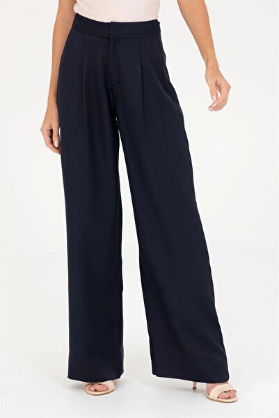 Fiore Viola Kadın Lacivert Pantolon Likrasız Parlak Kumaş Pileli Arka Gizli C...