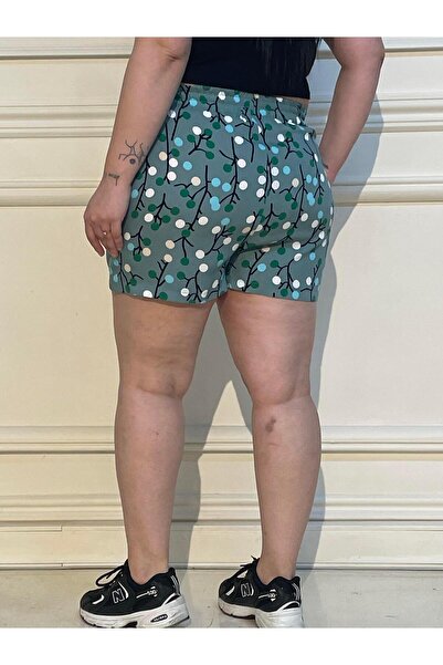 DISENTIS MODEST Green Cherry Pattern - Large Size Double Pocket Shorts