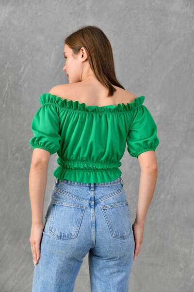 bayansepeti Green Crepe Fabric Off-The-Shoulder Short Sleeve Crop Blouse with Gather and Lace Detail 5027