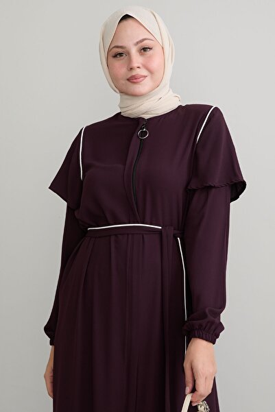 InStyle Plum Ferace with Floor Detail