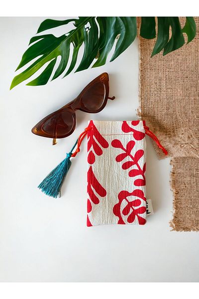 Pirene Red Authentic Glasses Phone Case