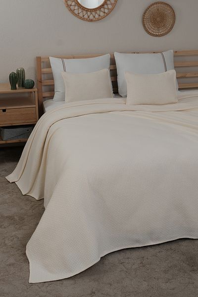 MEYN COLLECTİON Deluxe Double Pique Bed Set - Pillow Gift