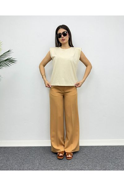 DEQ FASHION Basic Padded T-Shirt