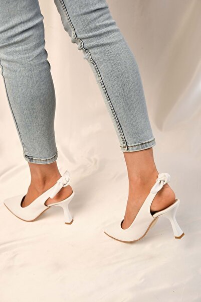 Shoeberry Dámské bílé kožené jehlové podpatky s otevřenými zády