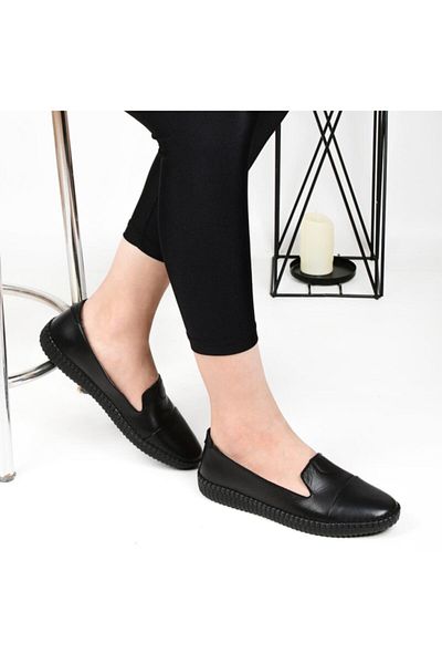 Polaris Ortho Pedik Leather Daily Shoes