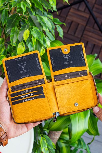 Garbalia Carole Genuine Leather Zipper Locked Mustard Yellow Unisex Wallet