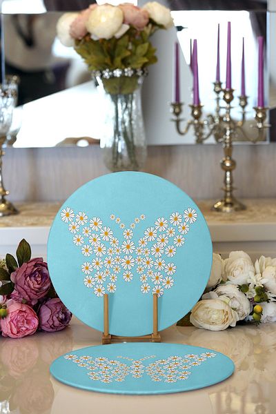 Realhomes 2-Piece Blue Floor Daisy Butterfly Design Digital Printed Modern Round Plate & Placemat