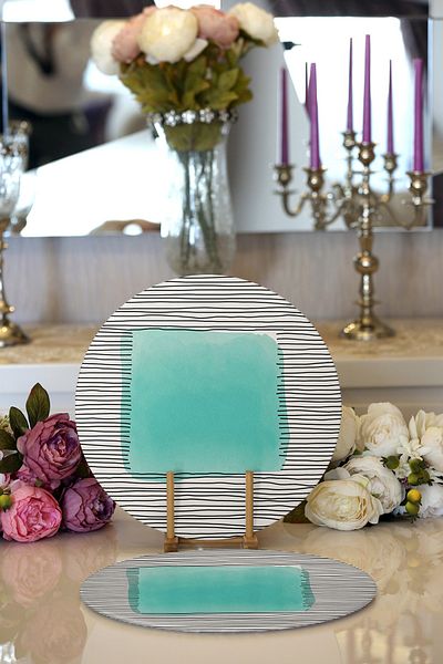 Realhomes 2-Piece Abstract Style Digital Printed Decorative Round Plate & Placemat with Onedraw Drawing