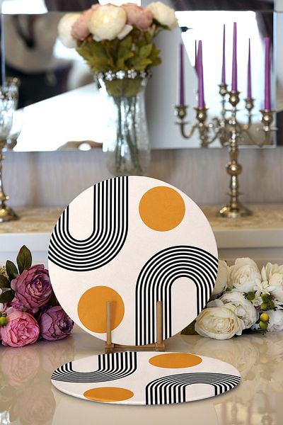 Realhomes 2-Piece Abstract Style Sun Design Digital Printed Decorative Round Charger & Placemat